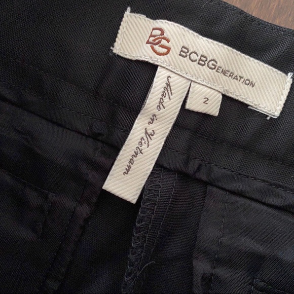 *BNWOT* BCBG trousers - Picture 2 of 5